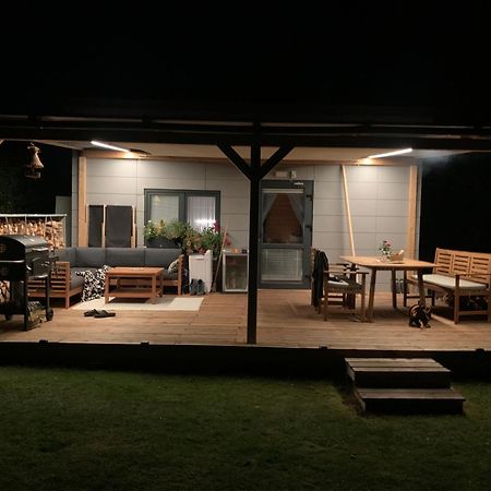 Tiny House - Chatka V Rezi U Prahy Husinec  Екстер'єр фото